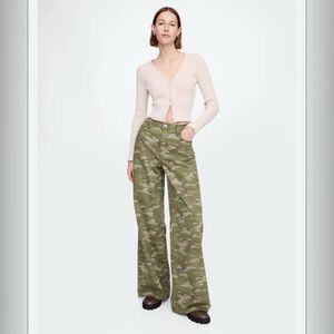 Gap Camo Military Baggy Mid-Rise Wide-Leg Denim Jeans NWOT 31/12 Long